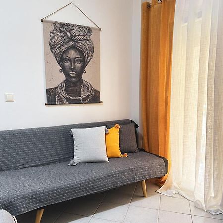 Efrosini Downtown Apartment Chalkís الغرفة الصورة