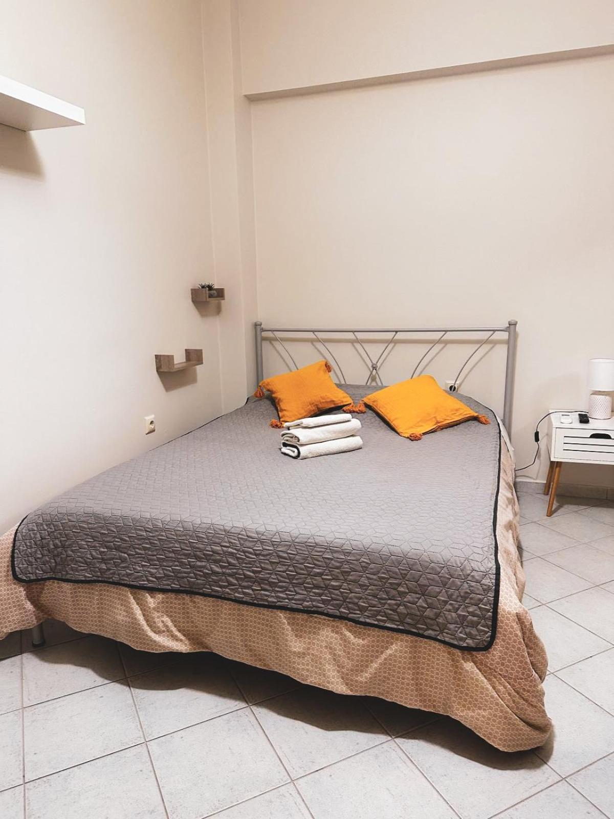 Efrosini Downtown Apartment Chalkís الغرفة الصورة